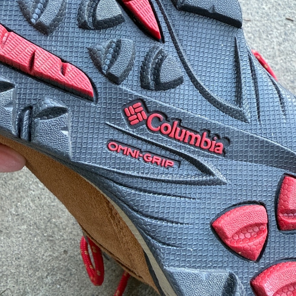 COLUMBIA Newton Ridge Waterproof Hiking Boots NWOB Size 7.5 - Picture 9 of 15